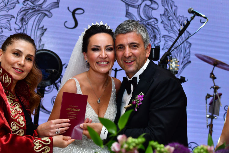 Seçil Aytin & Ahmet Arslan; Şık Bir Düğünle Hayatlarını Birleştirdiler